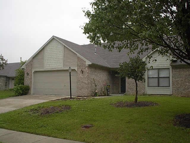 1st image of 3645 Bearwood Dr
