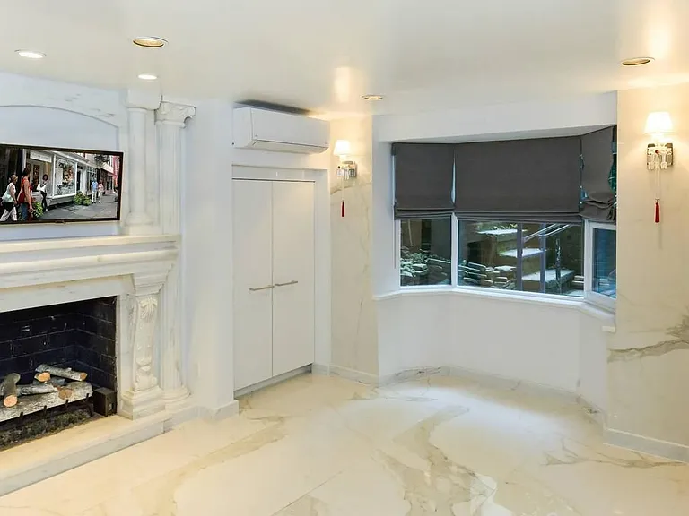 396 Bleecker St #F — Photo 5