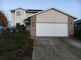 564 SE 70th Ct, Hillsboro, OR 97123