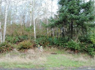 635 Duck Lake Dr SE, Ocean Shores, WA 98569