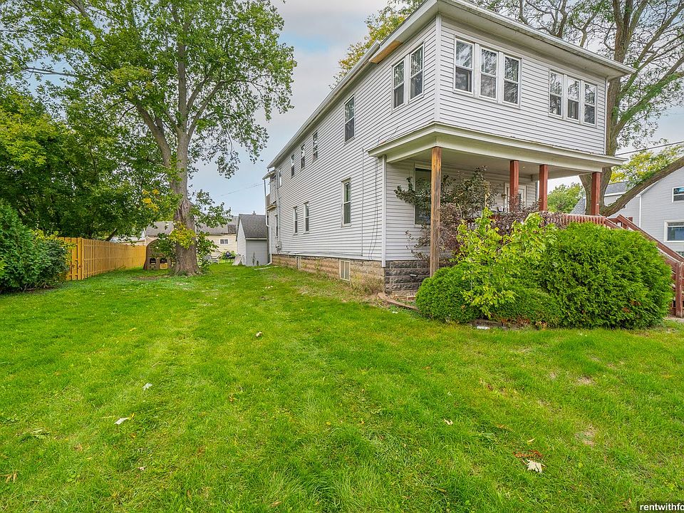 2nd image of 210 Doty St #210
