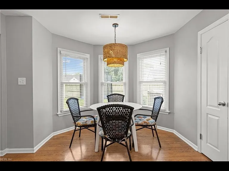 181 Golden Maple Dr — Photo 6