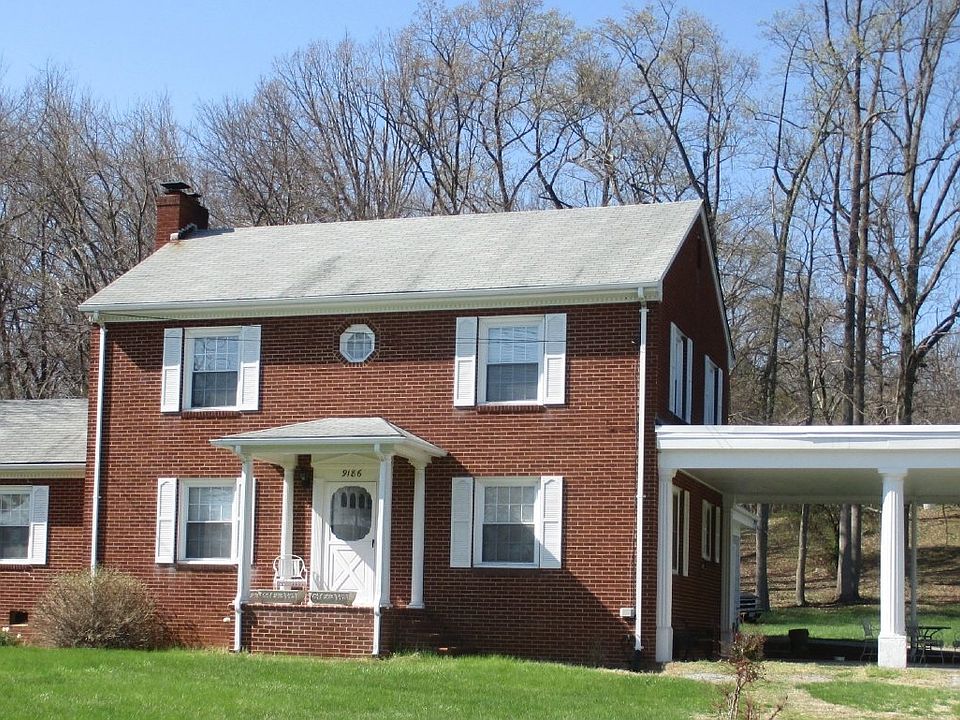 For Sale: 9186 Hardy Rd, Vinton, VA 24179