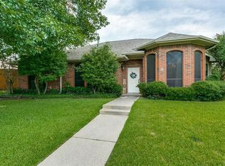 1114 Pawnee Trl, Carrollton, TX 75007