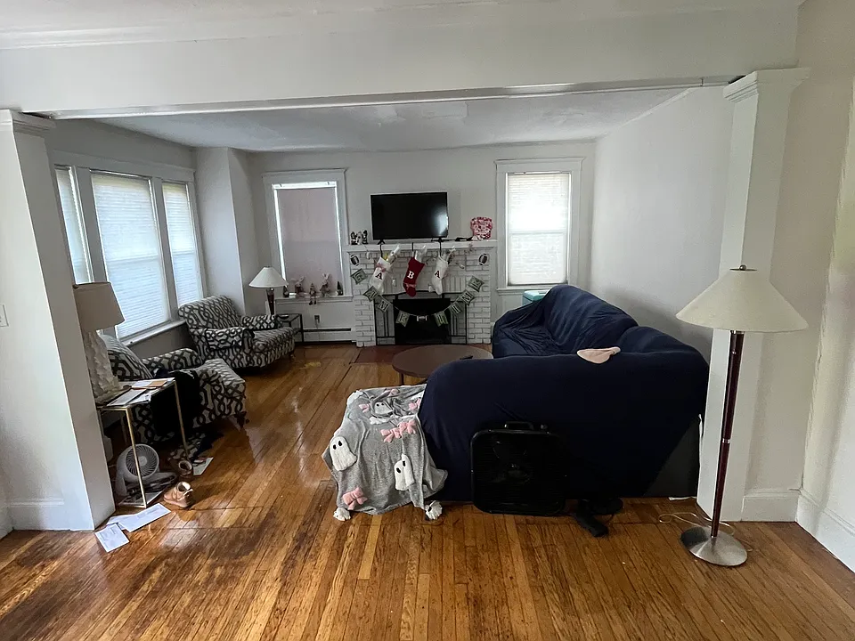 12 Hammondswood Rd #2