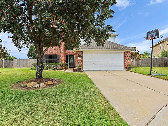 3rd image of 24306 Leachwood Dr
