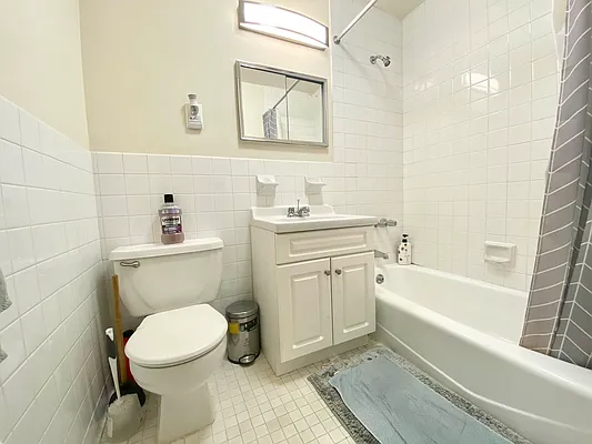 Rented by Manhattan Spaces | media 10