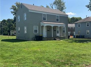 9541 Charlotte St, Kansas City, MO 64131