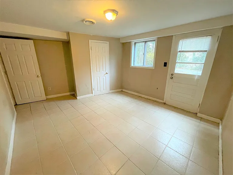 717 Williams Cir — Photo 35