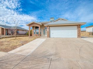 733 Maravillas St, Horizon City, TX 79928