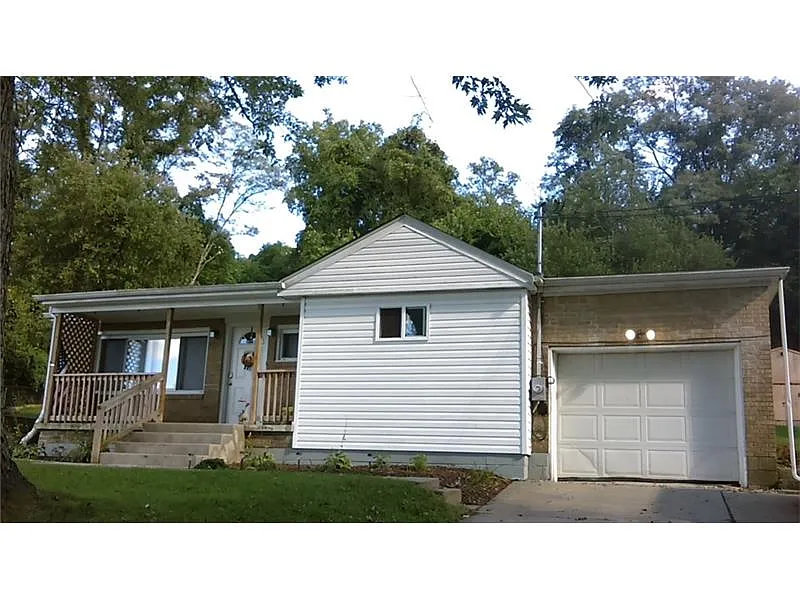 2430 Atlas St photo 1