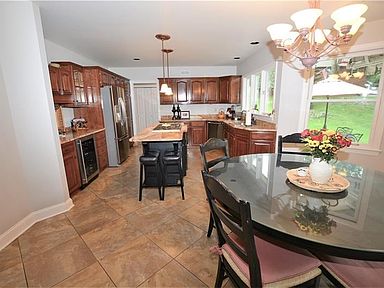 Spacious Eat-in Kitchen