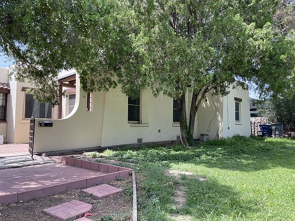 4th image of 316 Stewart Dr #B