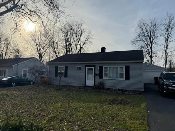 (undisclosed Address), Waterloo, NY 13165