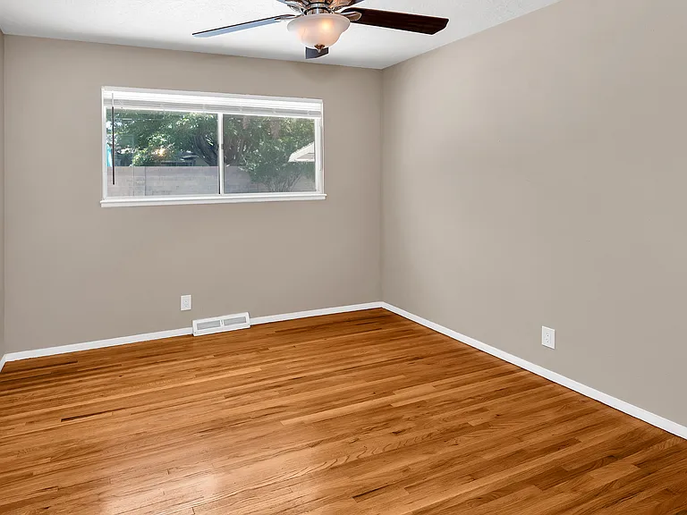 7208 Bellrose Ave NE — Photo 17