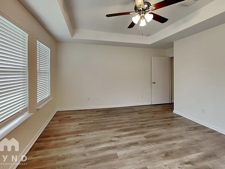 4511 Monarch Blue Ln — Photo 10