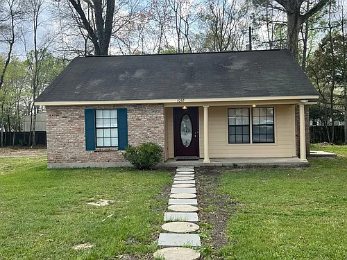 9250 Lockhart Rd Photo 1