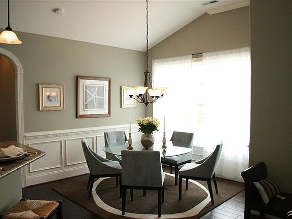 3rd image of 3706 Pond Pine Court