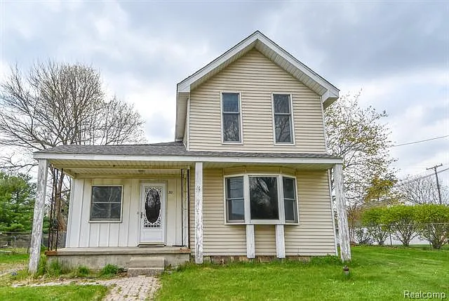 253 N Church St photo 1