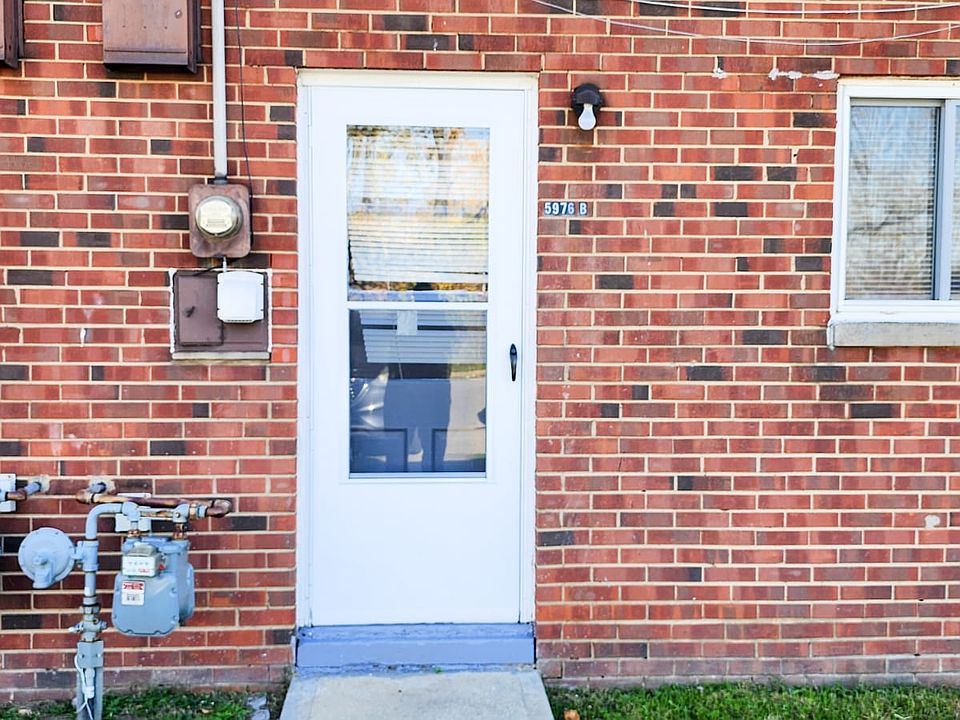 1st image of 5976B Glenway Dr #B