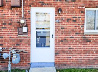 5976B Glenway Dr #B, Brookpark, OH 44142