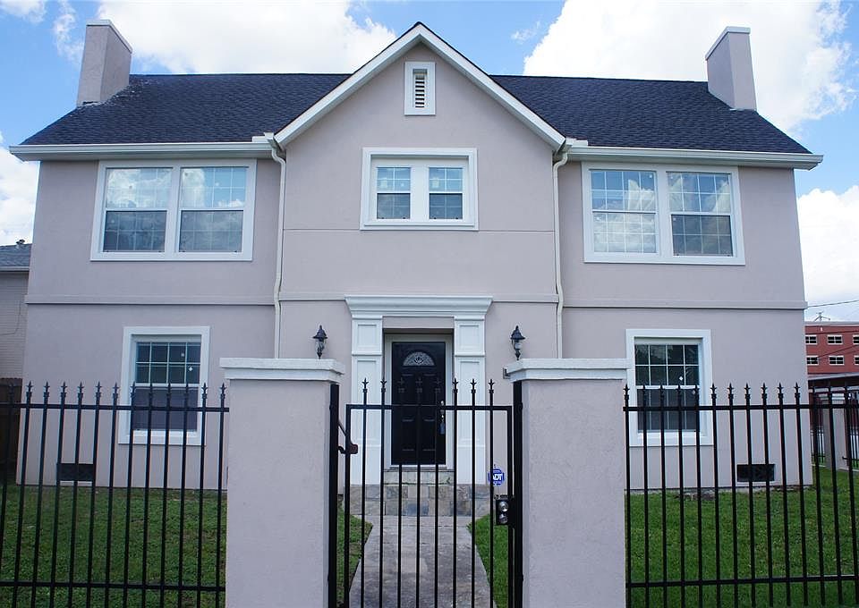 1st image of 2921 Wentworth St