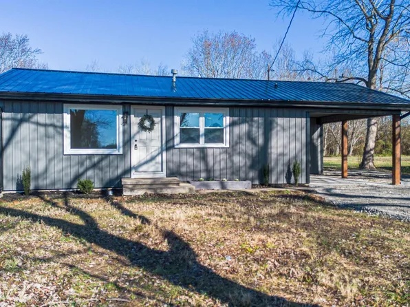 149 Butler Ln, Calvert City, KY 42029