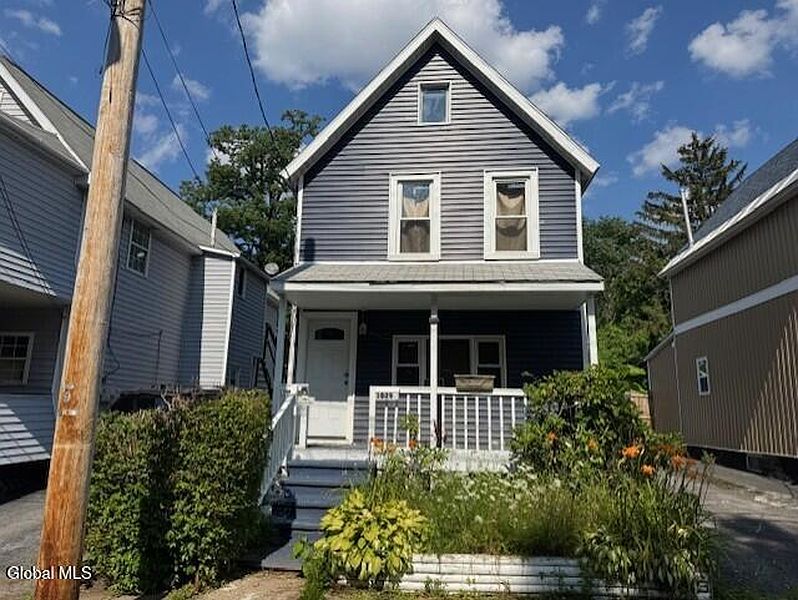 2nd image of 1029 Glendale Place