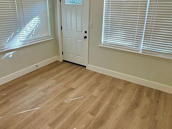 4th image of 631 W Patterson St