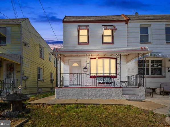 812 Pine St, Bristol, PA 19007