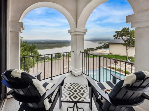 5400 Canyon Oaks Dr, Lago Vista, TX 78645