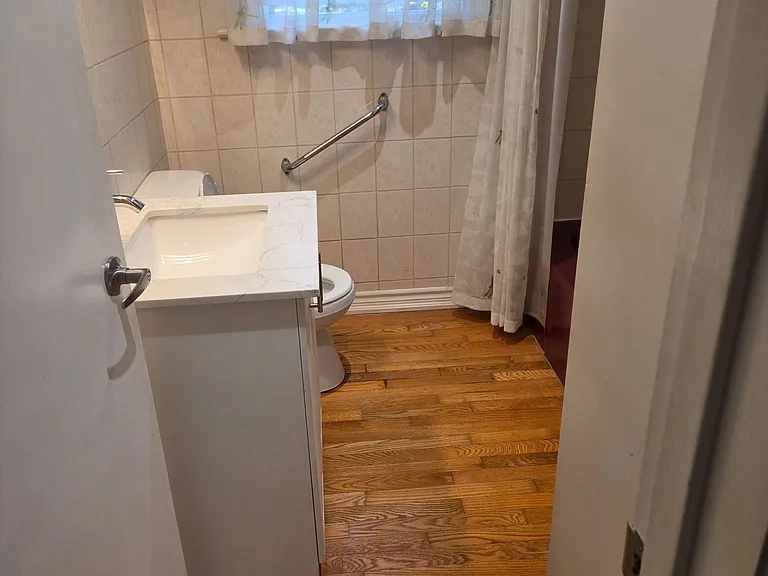 522 Woodlawn Rd — Photo 3