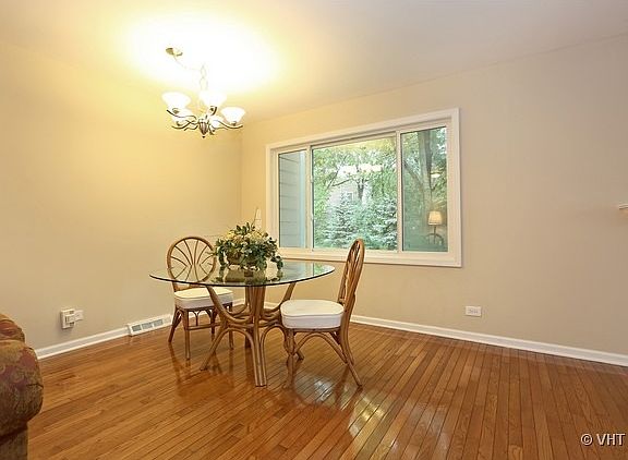 5th image of 1599 Thornwood St