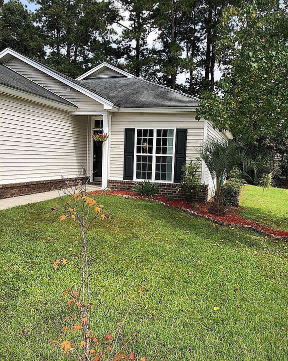 1st image of 22 Ross Way