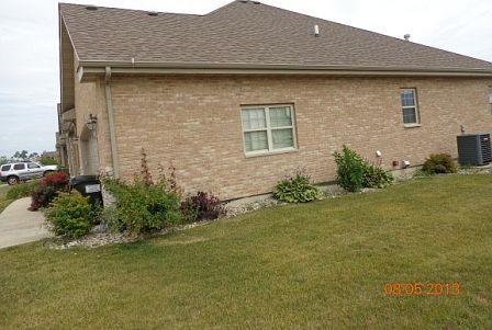 2nd image of 2213 Nichols Dr