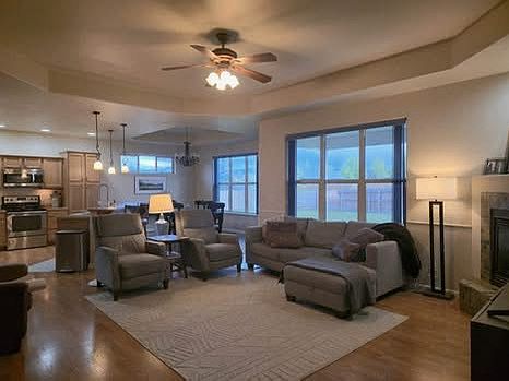 4th image of 13 Cedar Wood Cir