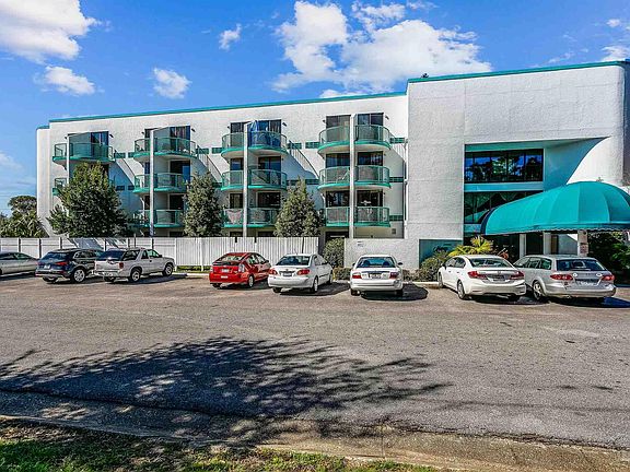 3rd image of 201 S Stillman St APT 213