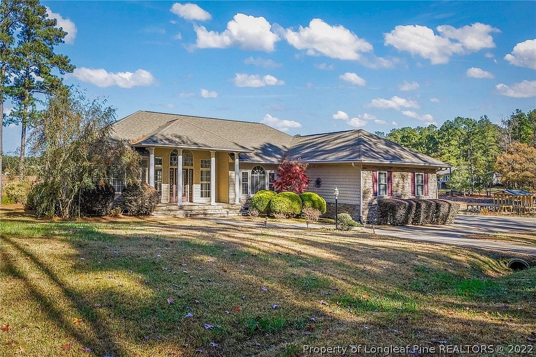 914 Water Oak Pl, Vass, NC 28394 Zillow