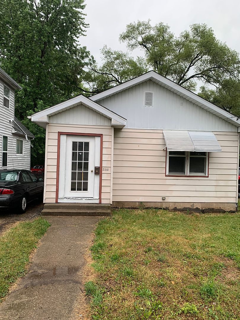2108 N Underhill St, Peoria, IL 61604 Zillow
