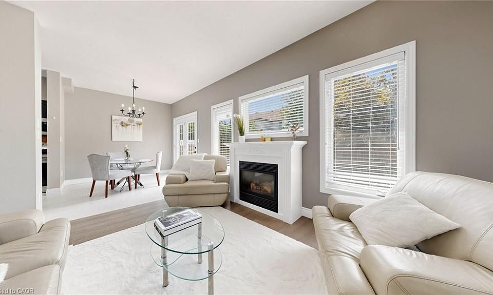 1st image of 18 Spencer Cres