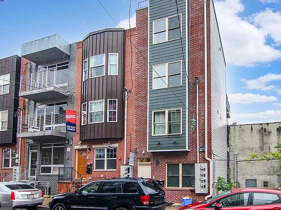 3rd image of 1950 N Gratz St #1
