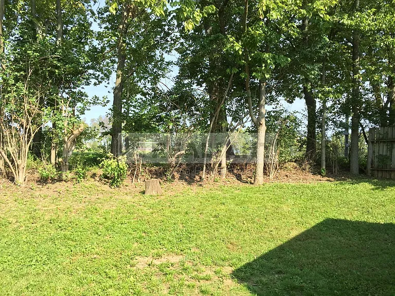 1217 Morning Side Dr — Photo 15