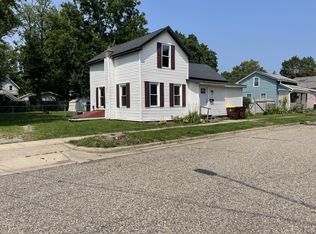 324 Mitchell St, Marshall, MI 49068