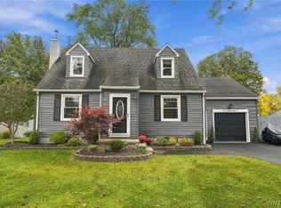 17 E Home Rd, Bowmansville, NY 14026