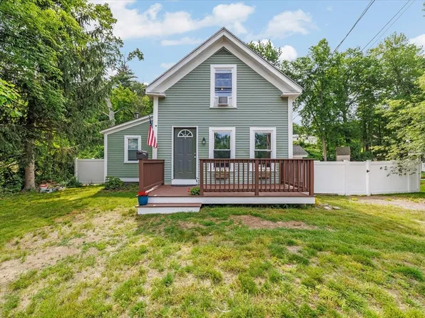 92 Oak Ave, Athol, MA 01331