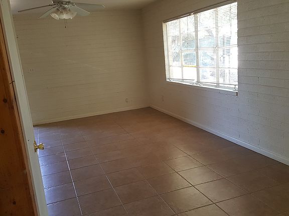 5th image of 2515 N 48th St #4