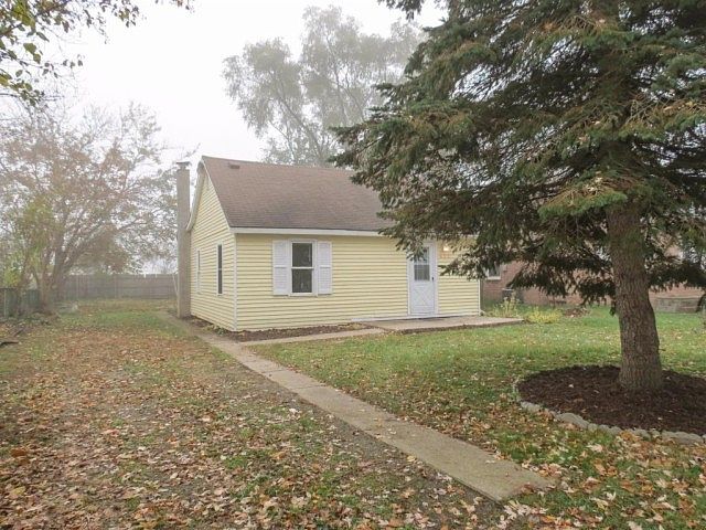 1st image of 832 Lamay Ave