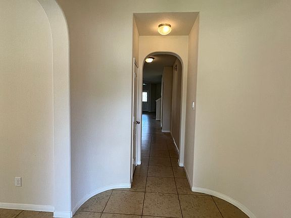 2nd image of 25411 Lisburn Dr