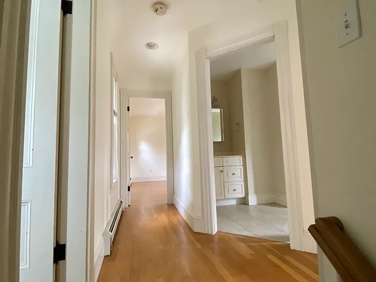 4 Eliot St #1R — Photo 7