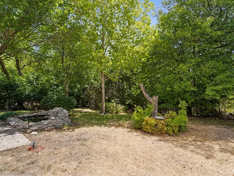 11809 Eubank Dr — Photo 36